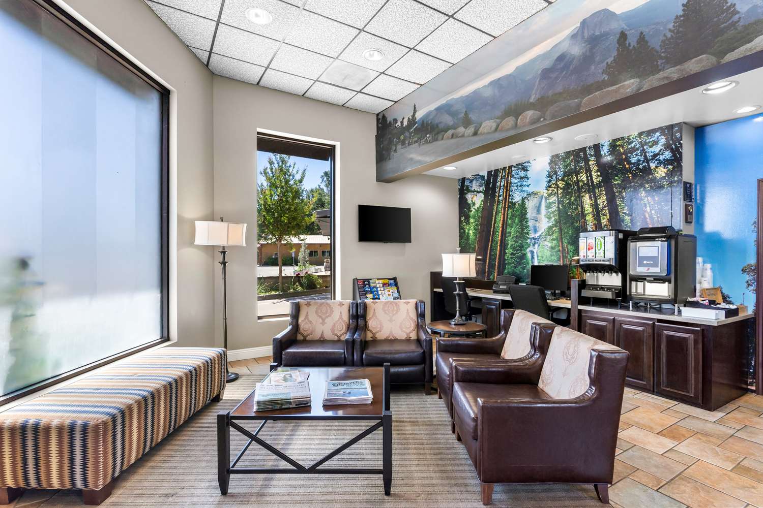 Best Western Plus Yosemite Way Station Motel 26/44