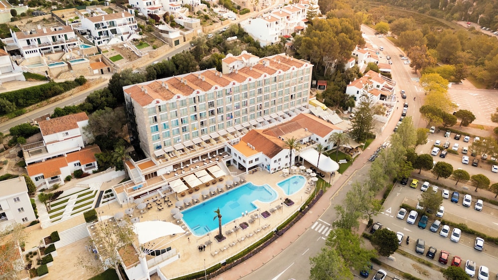 Minura Cala Galdana and Apartamentos D Aljandar 1/50