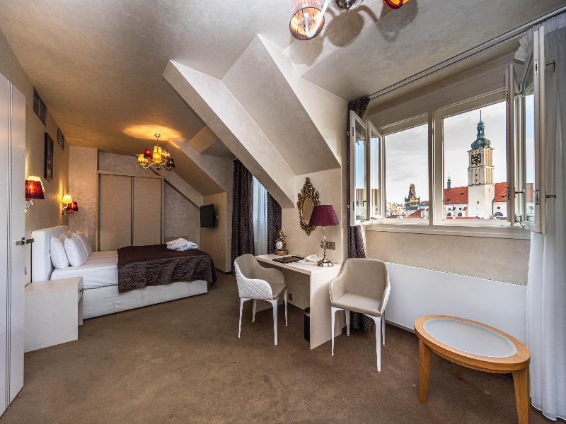 Studio, Double Bed, Sofa, Attic
