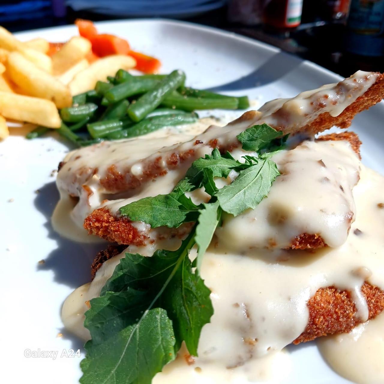 Wakkerstroom Country Inn 16/30