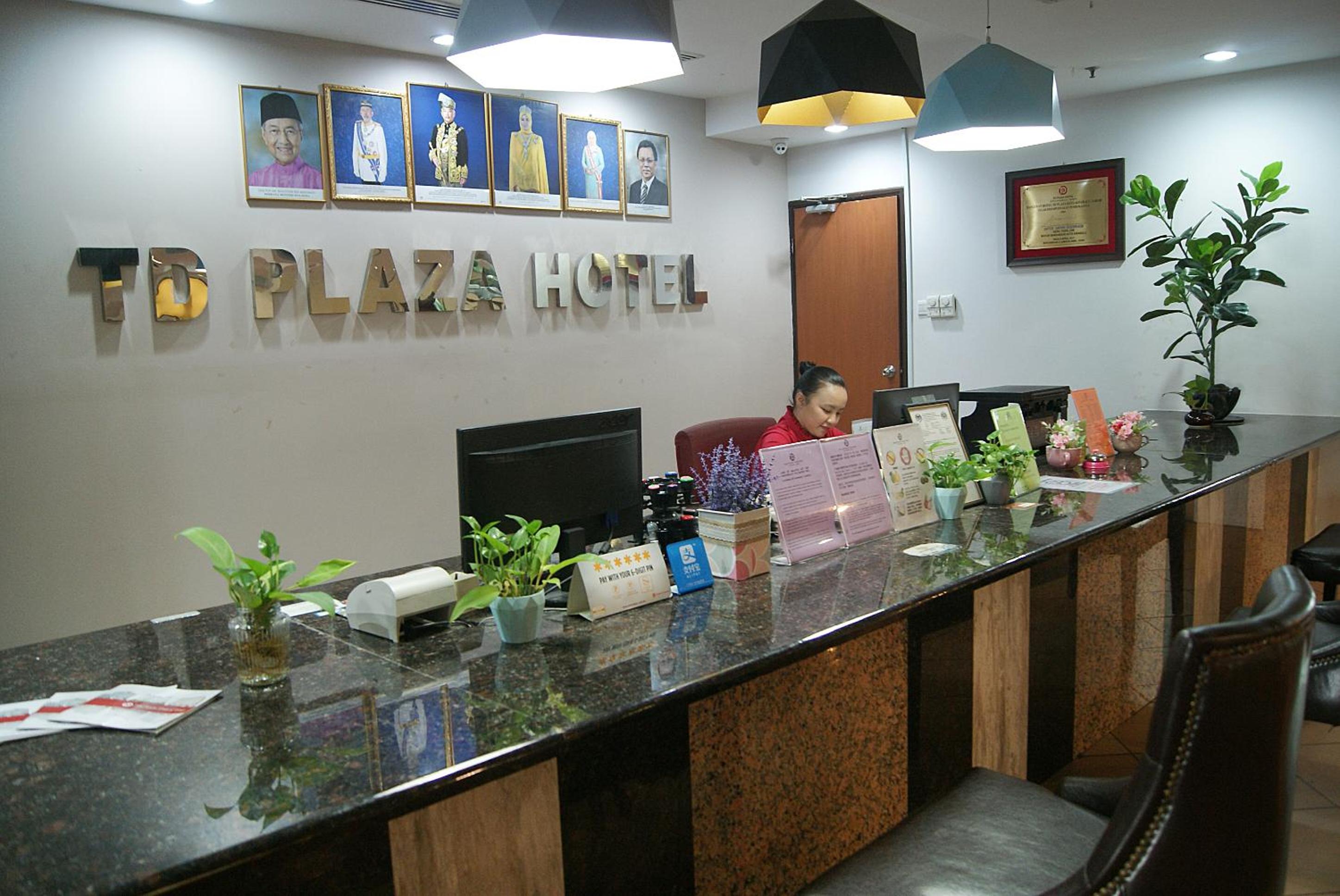 Td Plaza Hotel 36/50