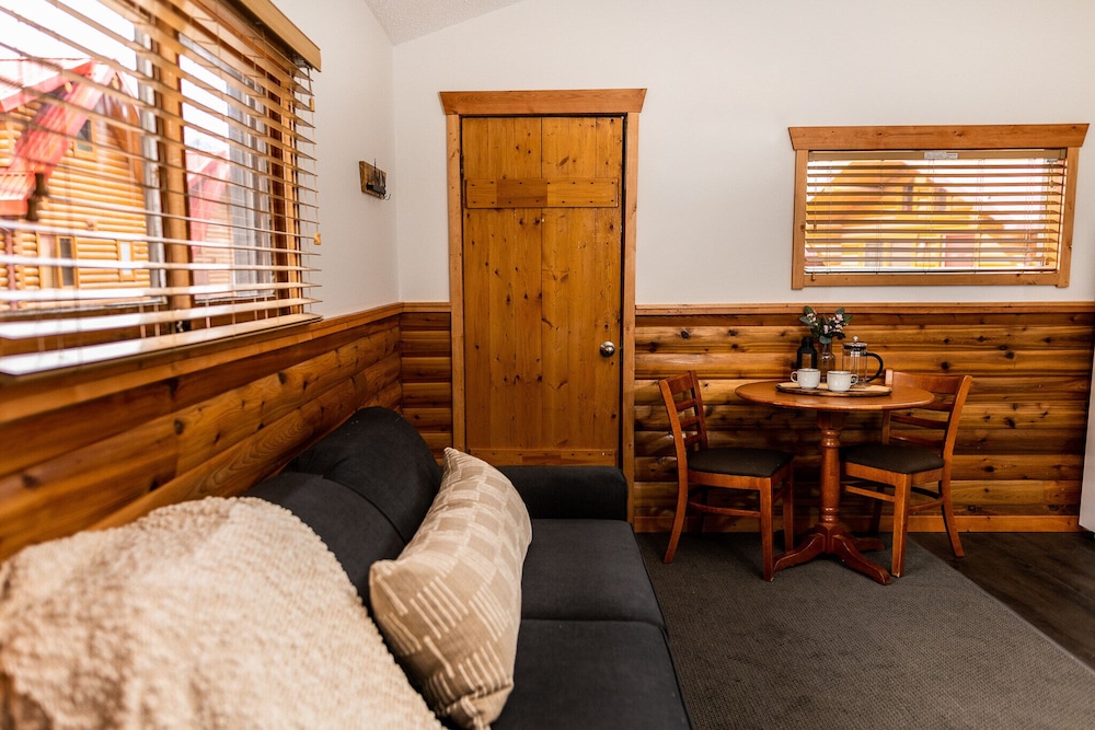 Miette Mountain Cabins 35/50