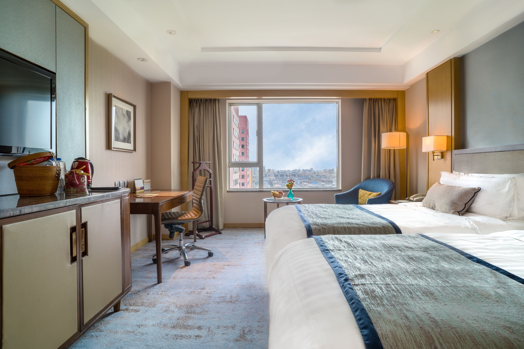 Deluxe, Twin Beds