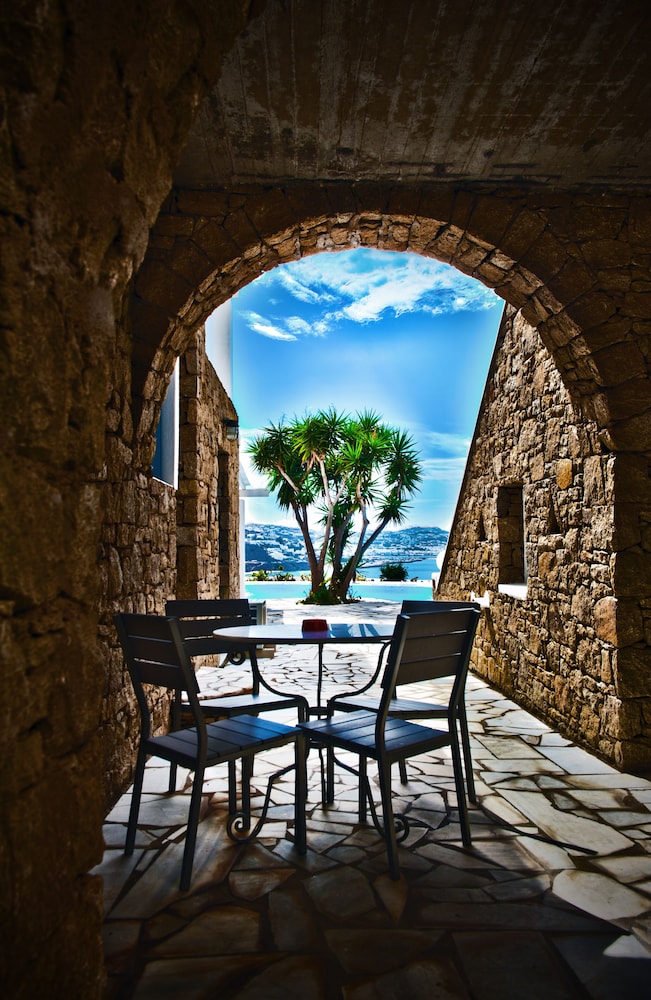 Adikri Villas and Studios 28/50