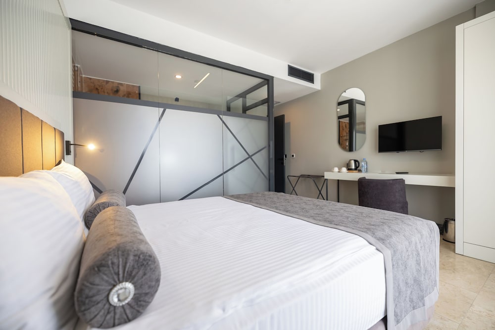 Roseira Mar Inn Luxury 26/55