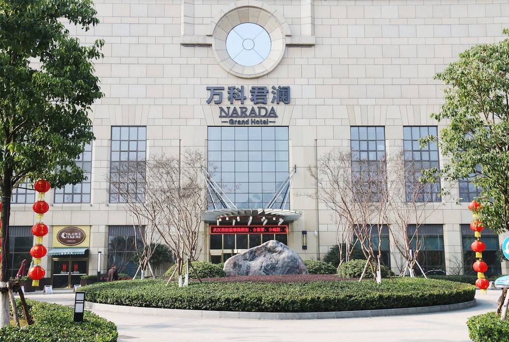 NARADA GRAND HOTEL 2/40