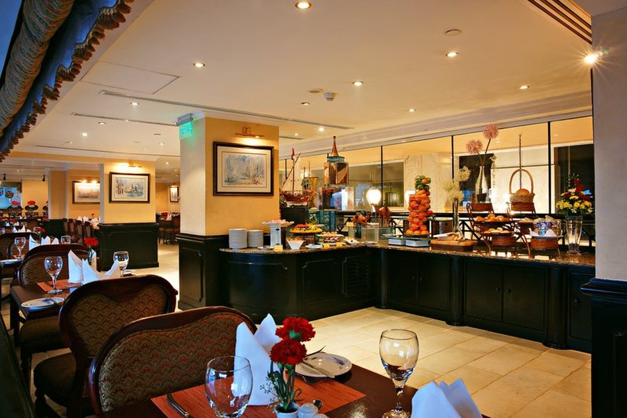 Arabian Courtyard Hotel & Spa 15/23