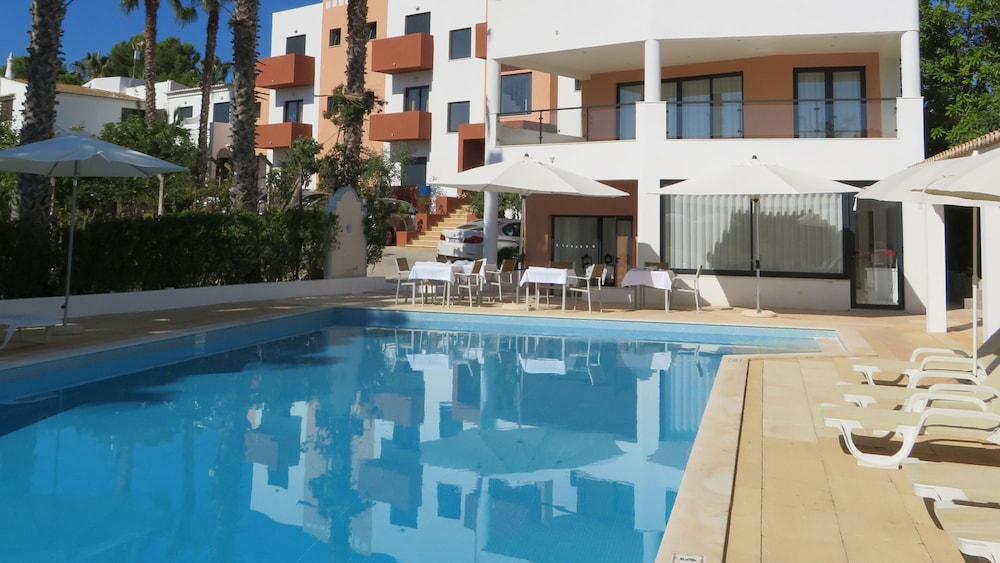 Hotel Alcaide 6/75