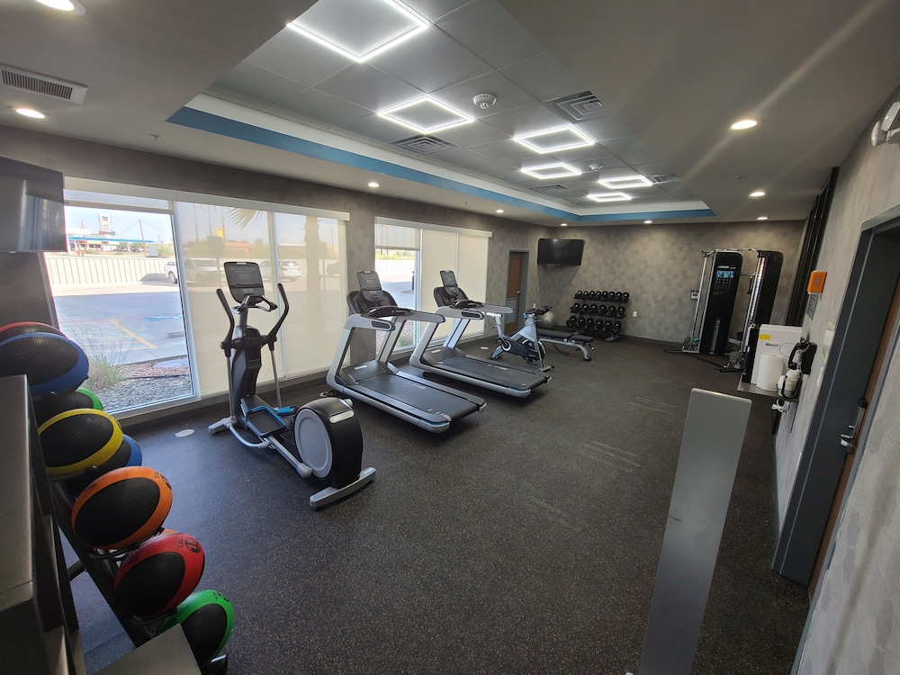 La Quinta Inn Suites By Wyndham Fort Stockton Northeast 33/62