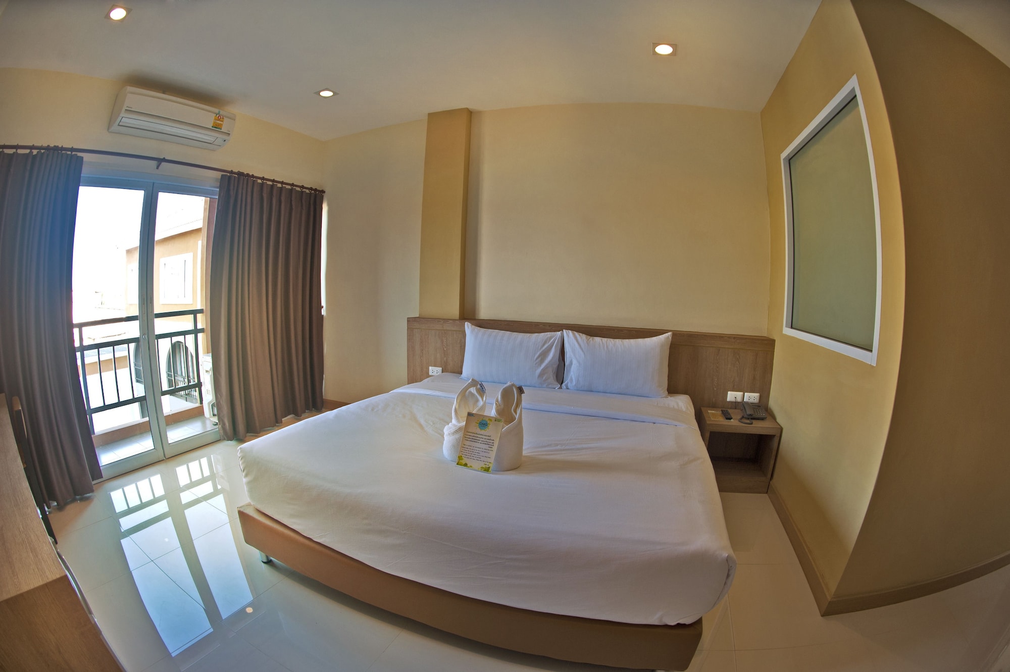 SUPERIOR, DOUBLE BED