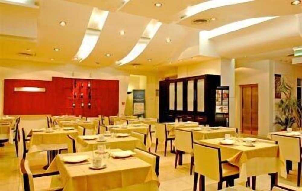 MONTANAS AZULES APART HOTEL 20/30