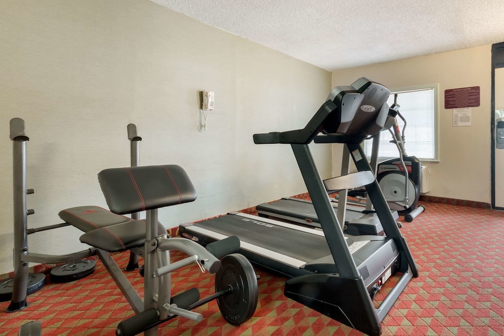 Econo Lodge Huntington - Barboursville University Area 27/34