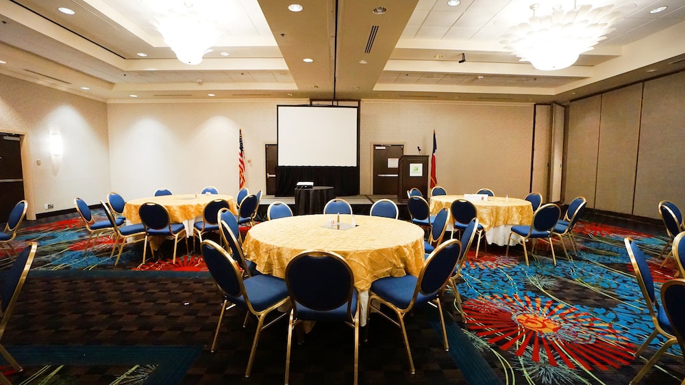 Holiday Inn Corpus Christi Downtown Marina 53/57