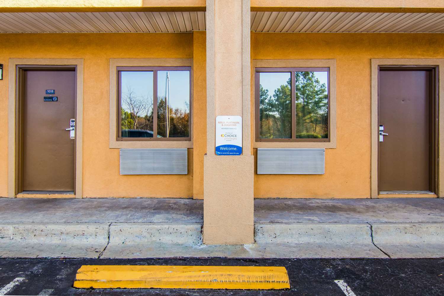 Econo Lodge Atlanta Airport East 5/17