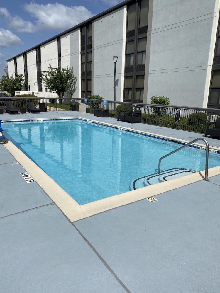 Hampton Inn Auburn 23/40