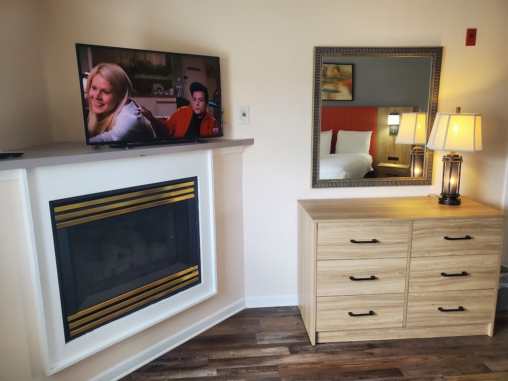 Vacation Lodge 11/65