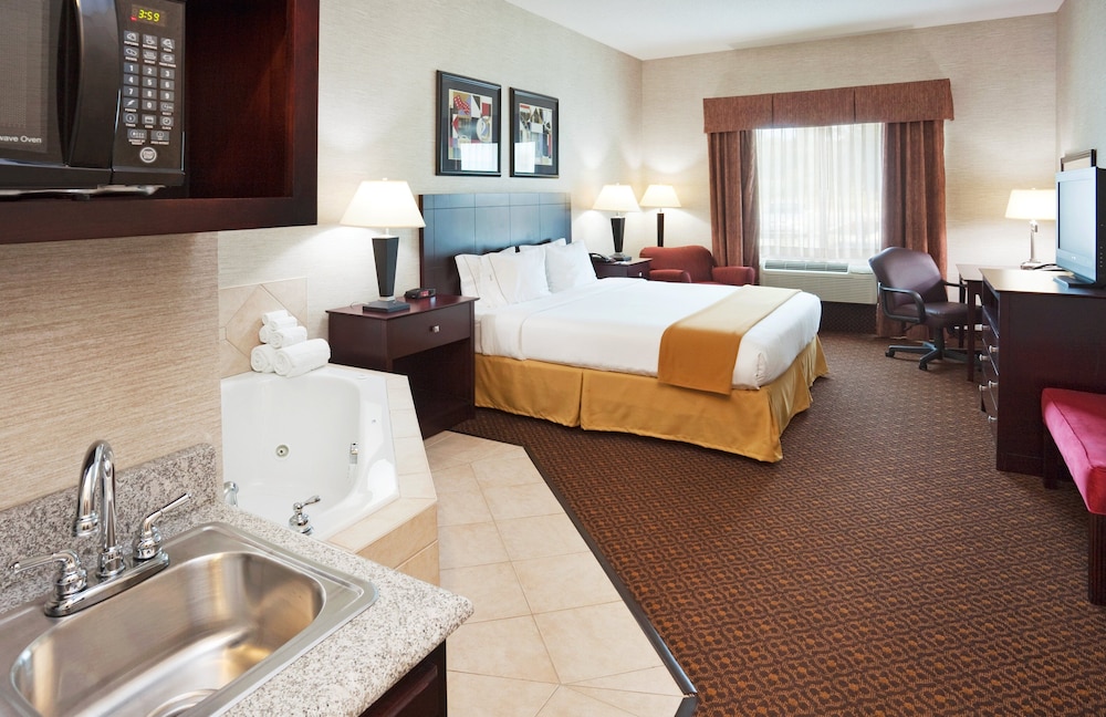 Holiday Inn Express Carrollton, an IHG Hotel 44/47