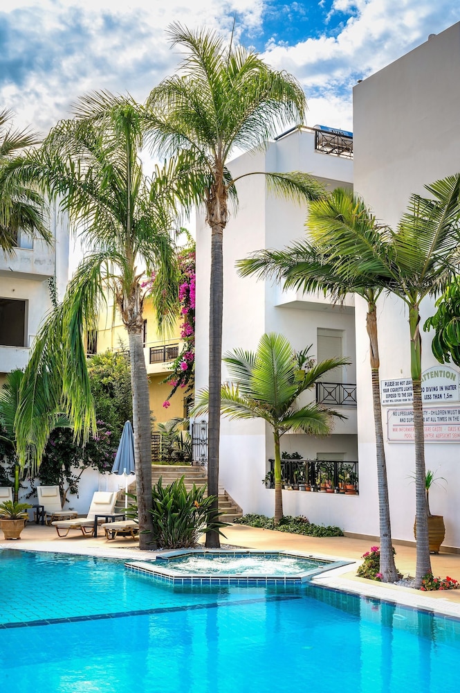 Malia Mare Hotel 59/62