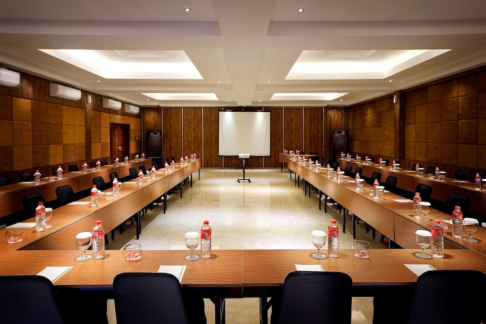The Westlake Resort Yogya 42/57