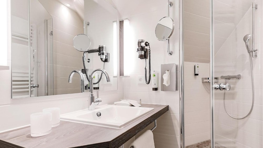 Hotel Ambiente 37/41