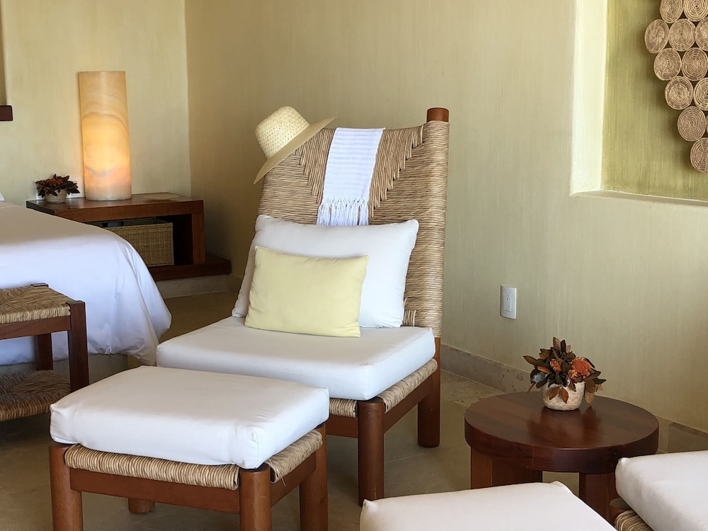 Cala De Mar Resort & Spa Ixtapa 9/69