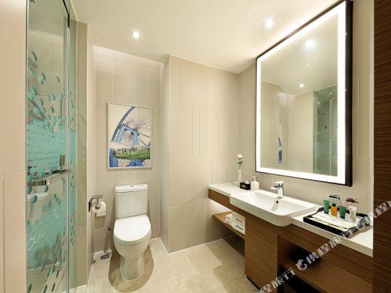Hampton By Hilton Suining Hedong New District China 44/48
