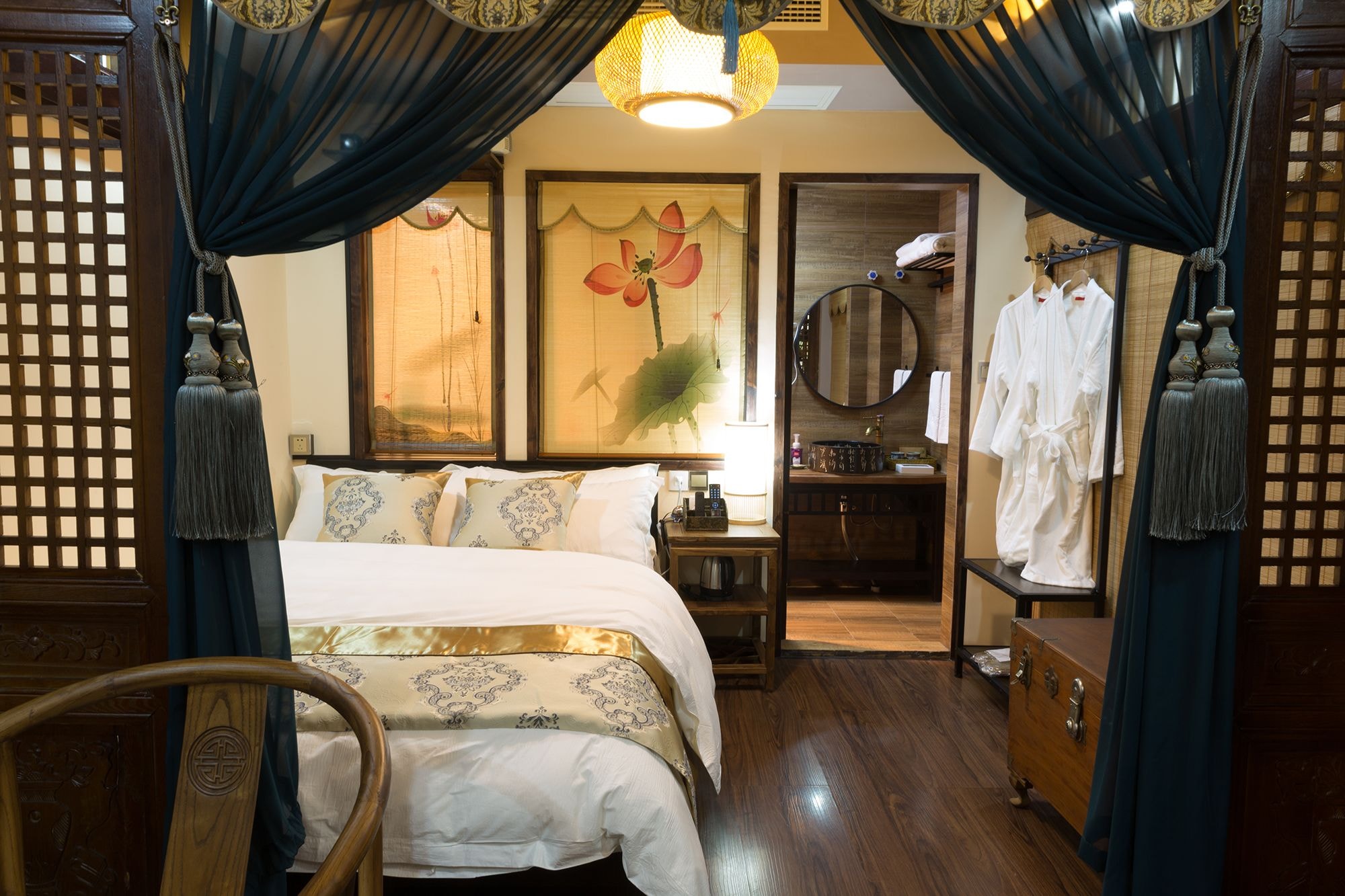 SUPERIOR, DOUBLE BED
