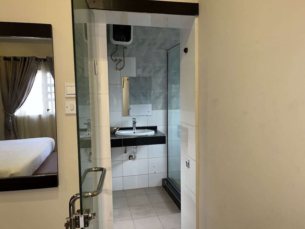 جناح استوديو تنفيذي بسرير كينج، Dwell Apartments 4/5
