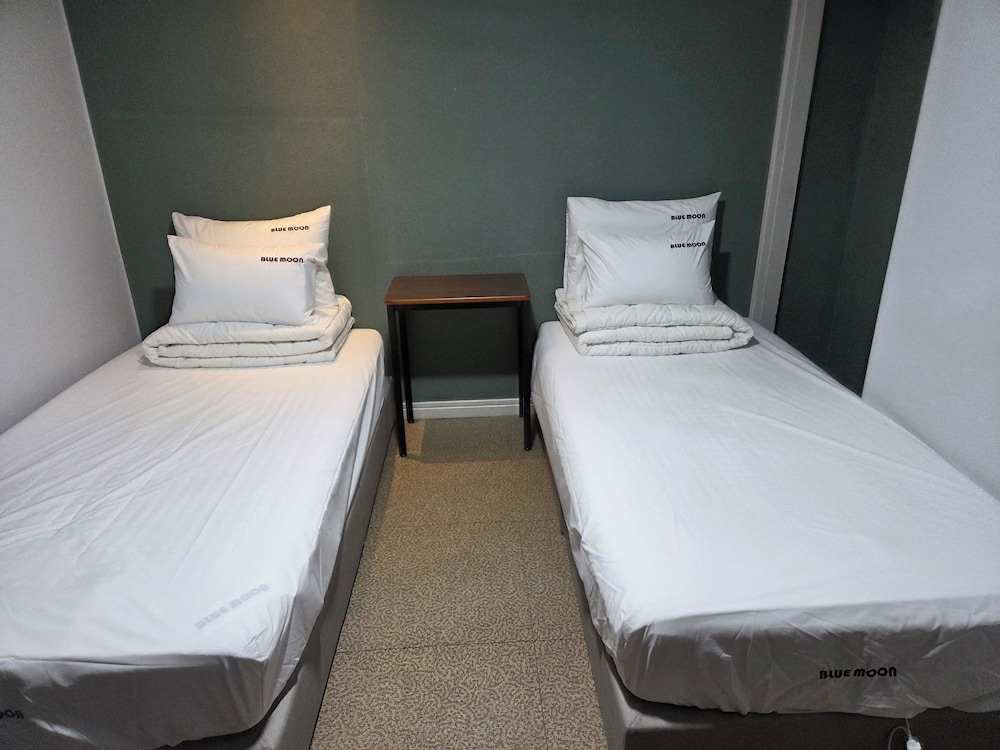 Gwangan Beach Blue Moon Motel 18/56