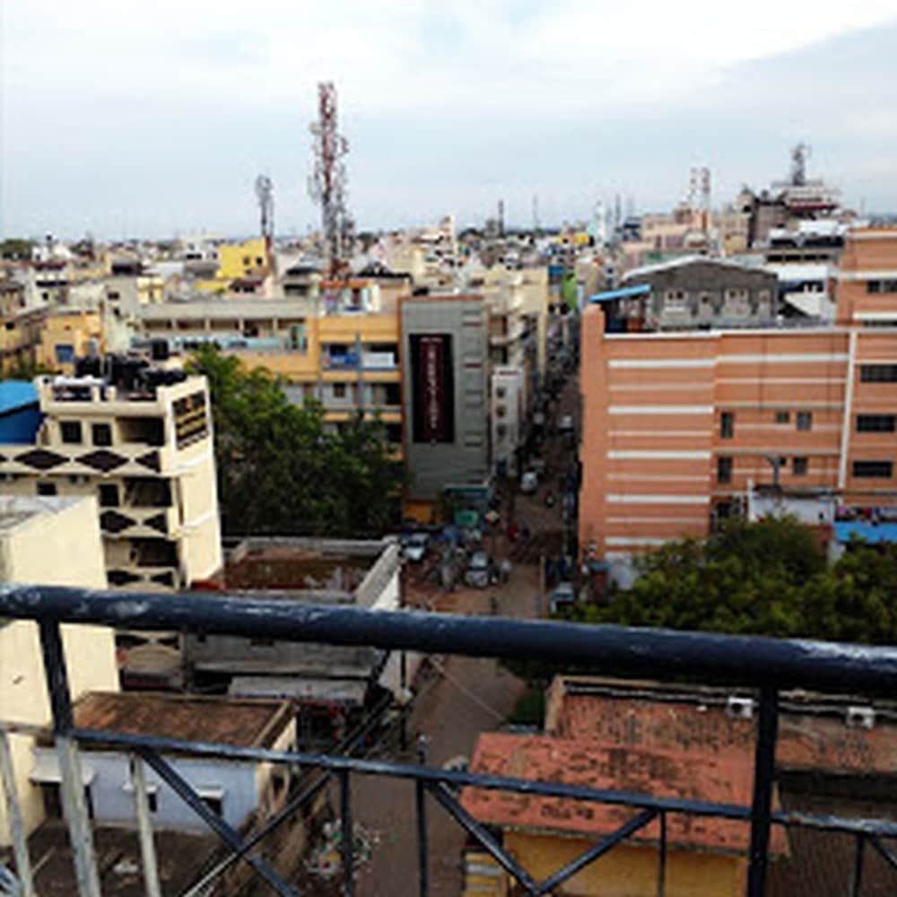 Hotel Prem Nivas 23/26