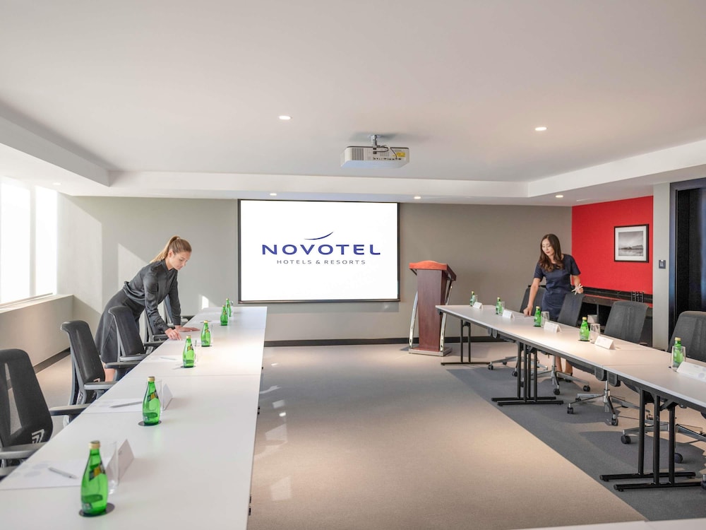 Novotel Sharjah Expo Centre 63/71