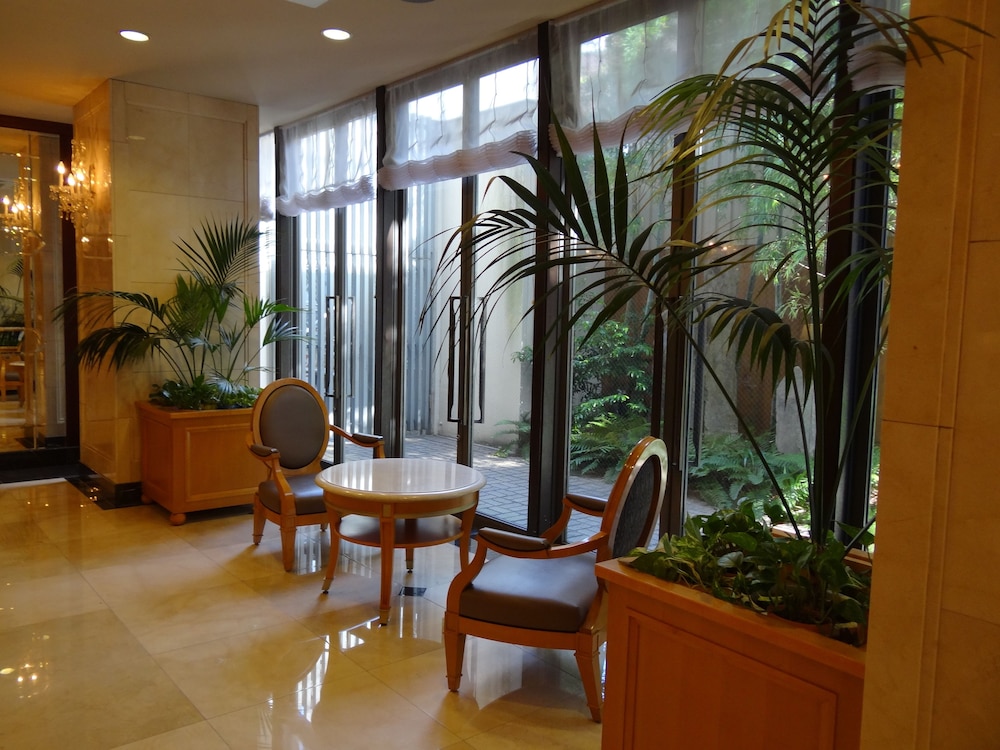 Hotel Patio Dogo 36/50