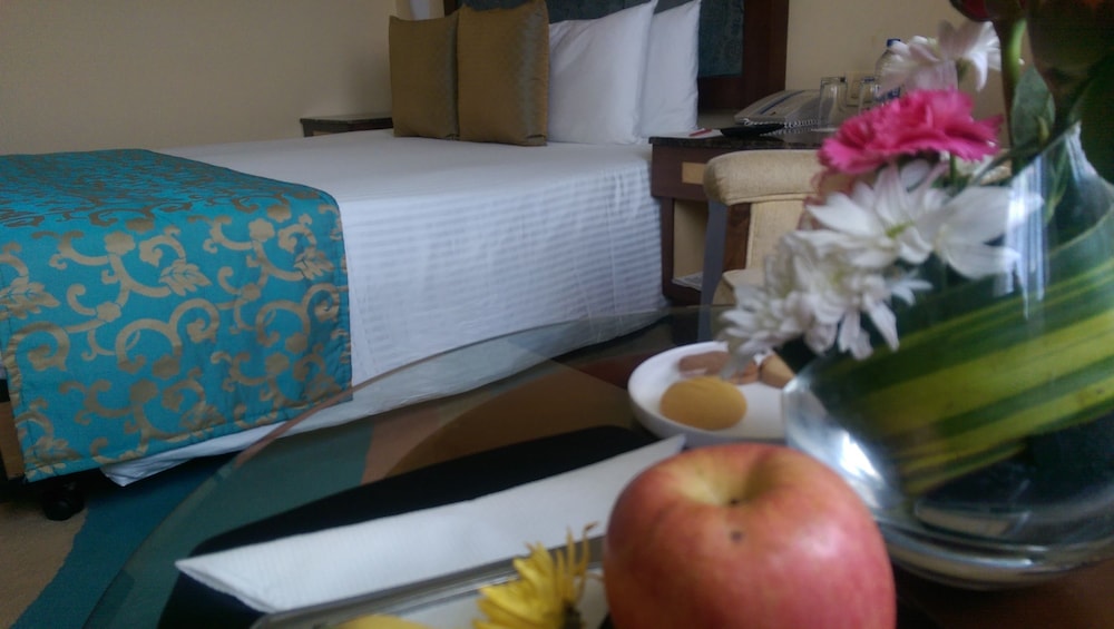 Vivanta Bengaluru Residency Road 62/77