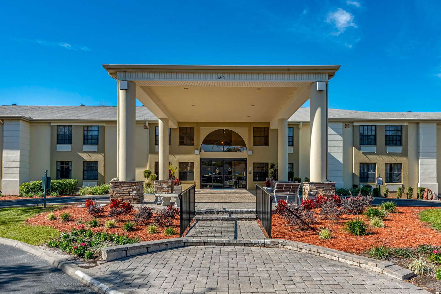 Comfort Inn Ocala Silver Springs 8/48