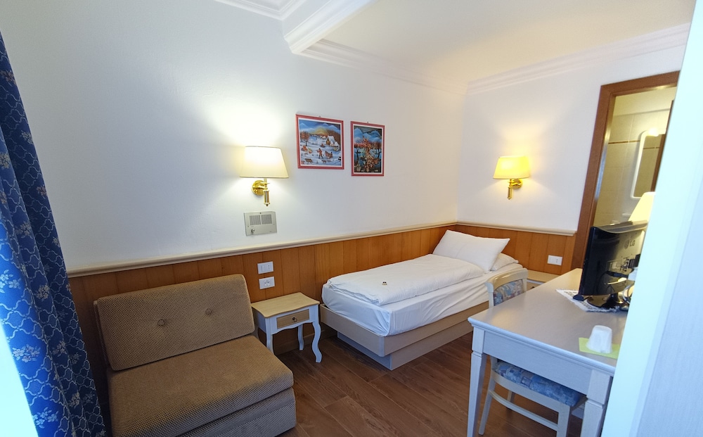 Park Hotel Arnica 20/50