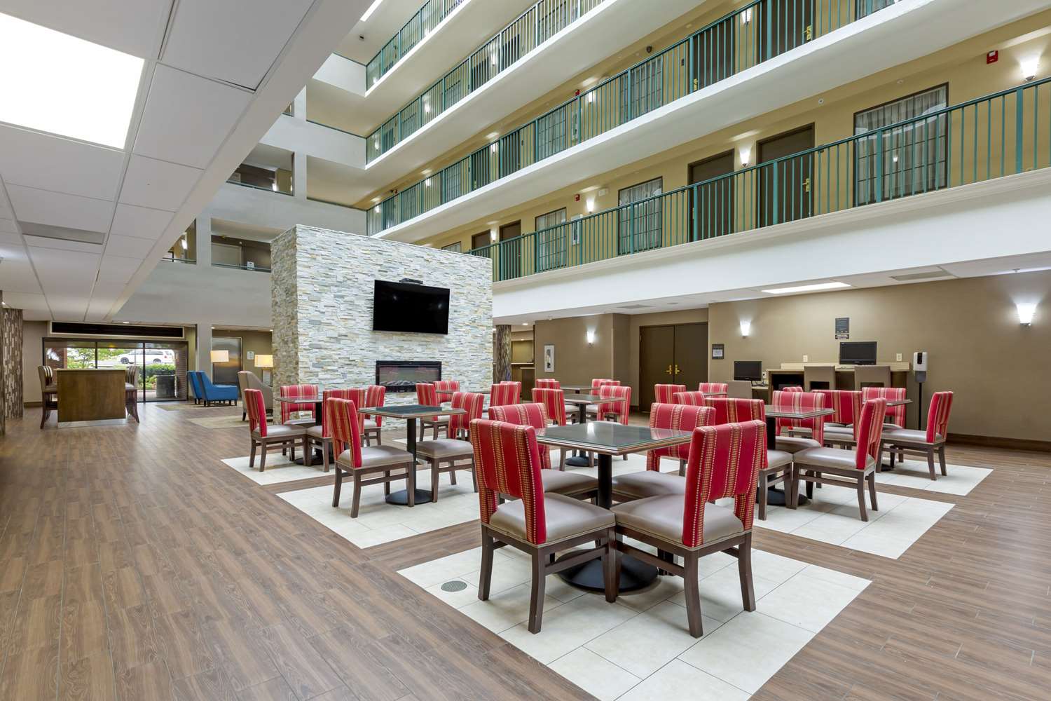 Comfort Suites Near Potomac Mills 36/50