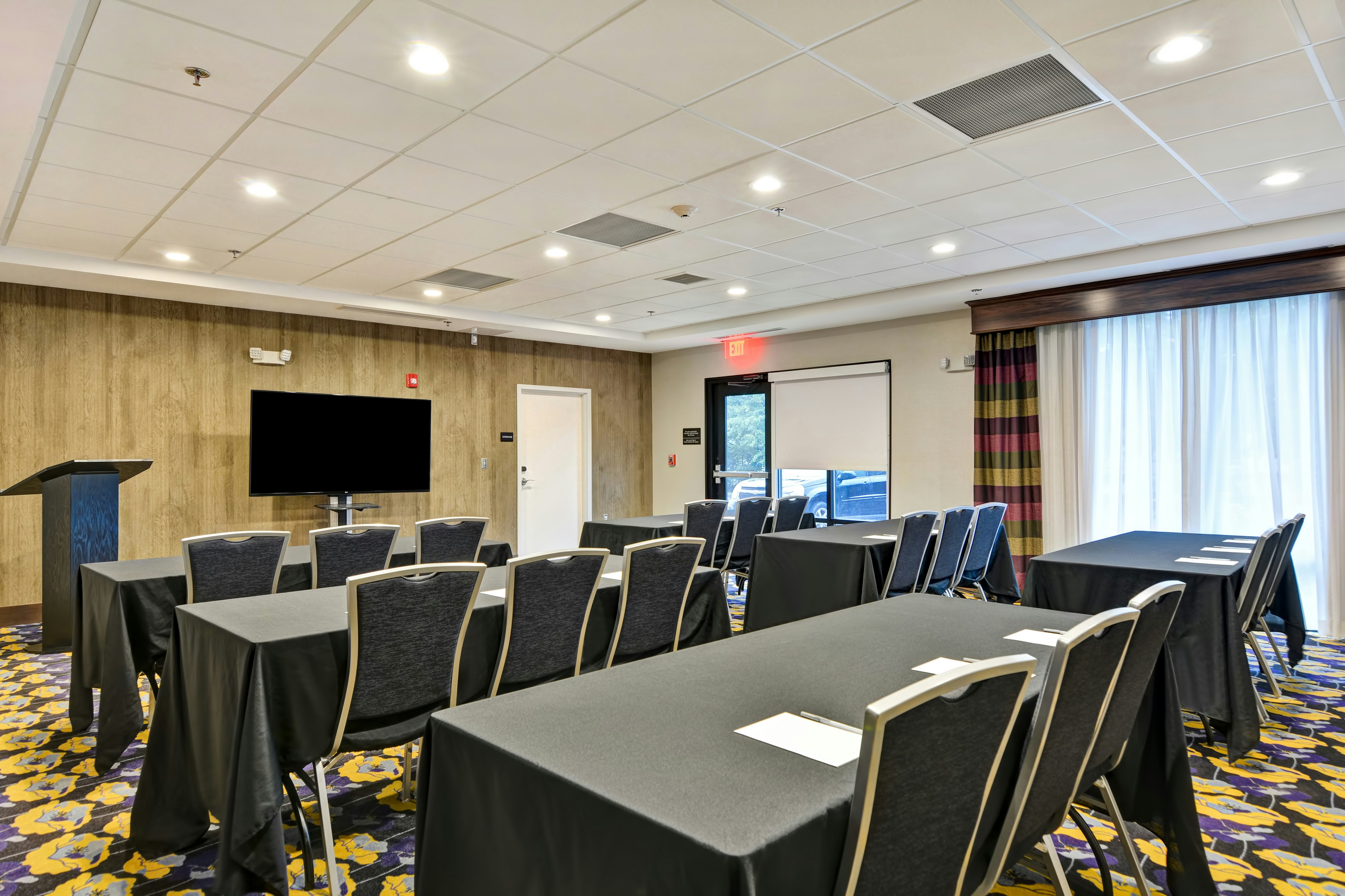 Hampton Inn & Suites Ashland 41/47
