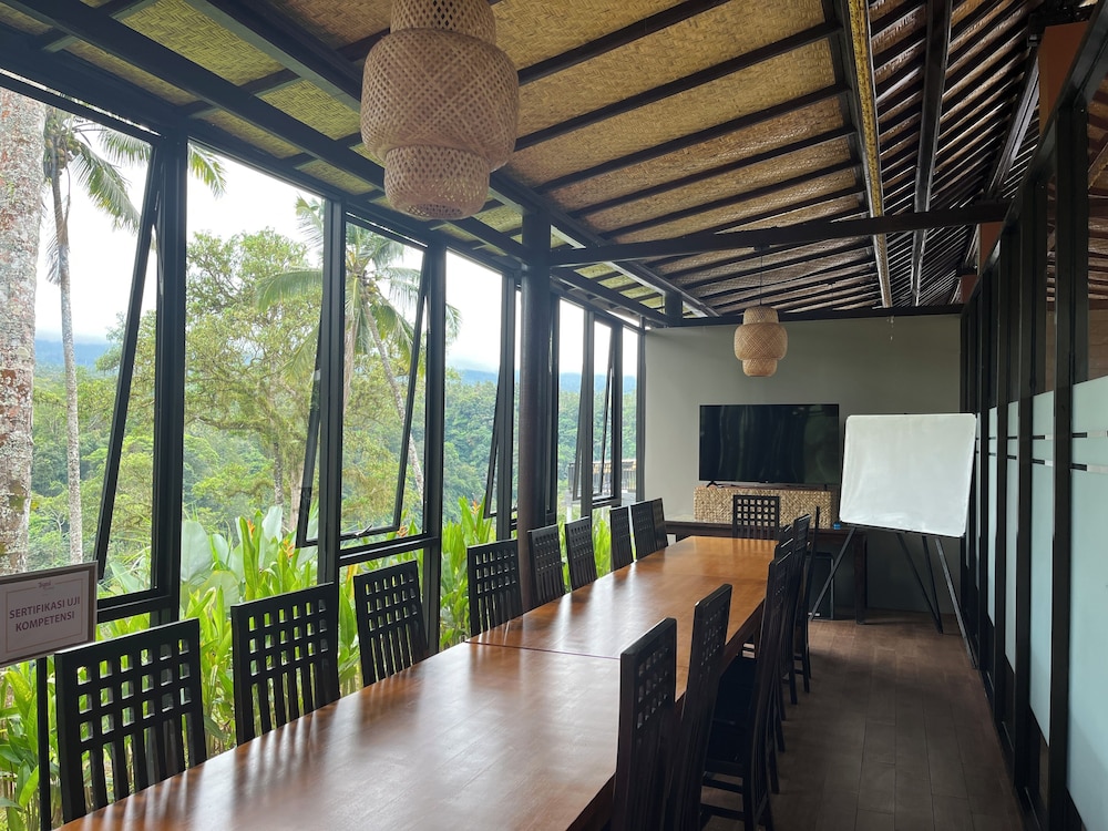 Tapa Agung View 33/50