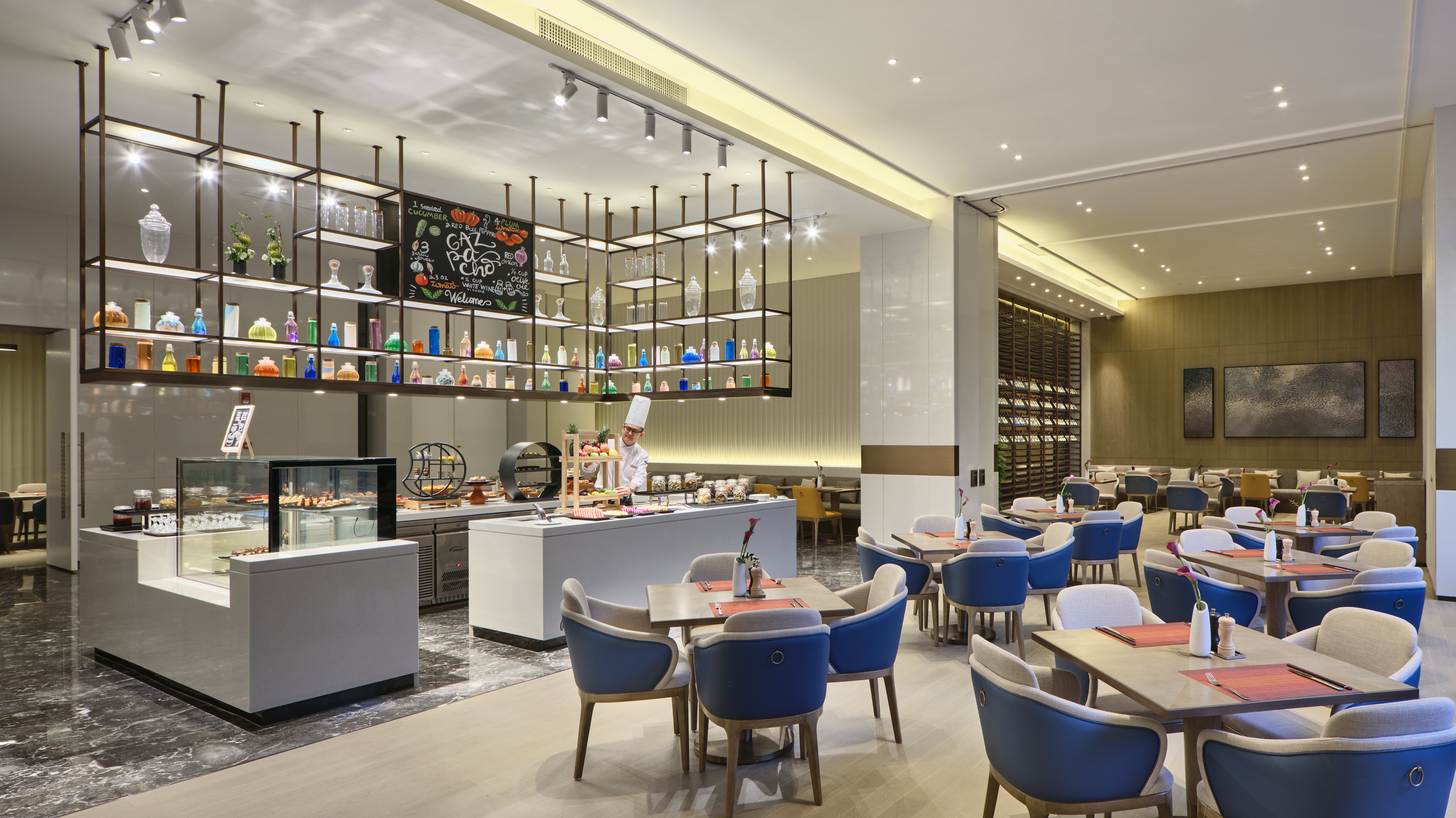 Crowne Plaza Wuhan Development Zone 65/82