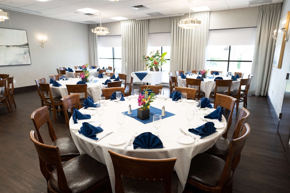 Hampton Inn Suites Fairfield 55/61