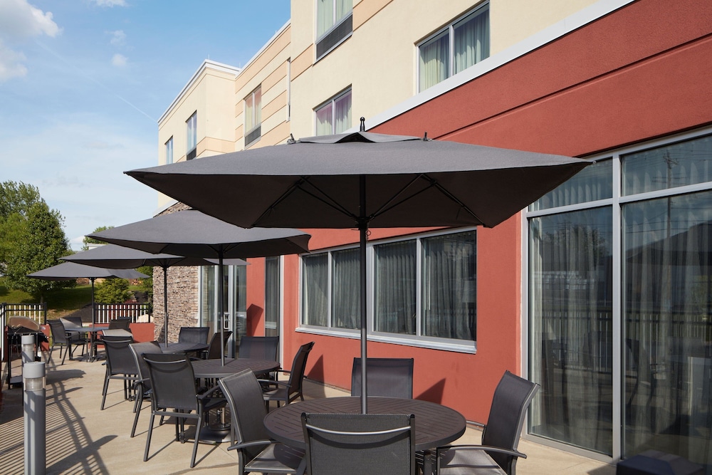 FAIRFIELD INN & SUITES DUBOIS 53/57