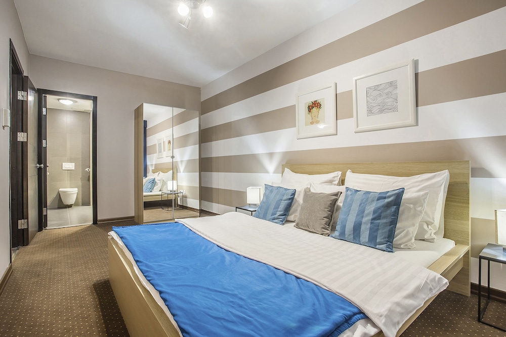 Bliss Hotel And Wellness 17/68