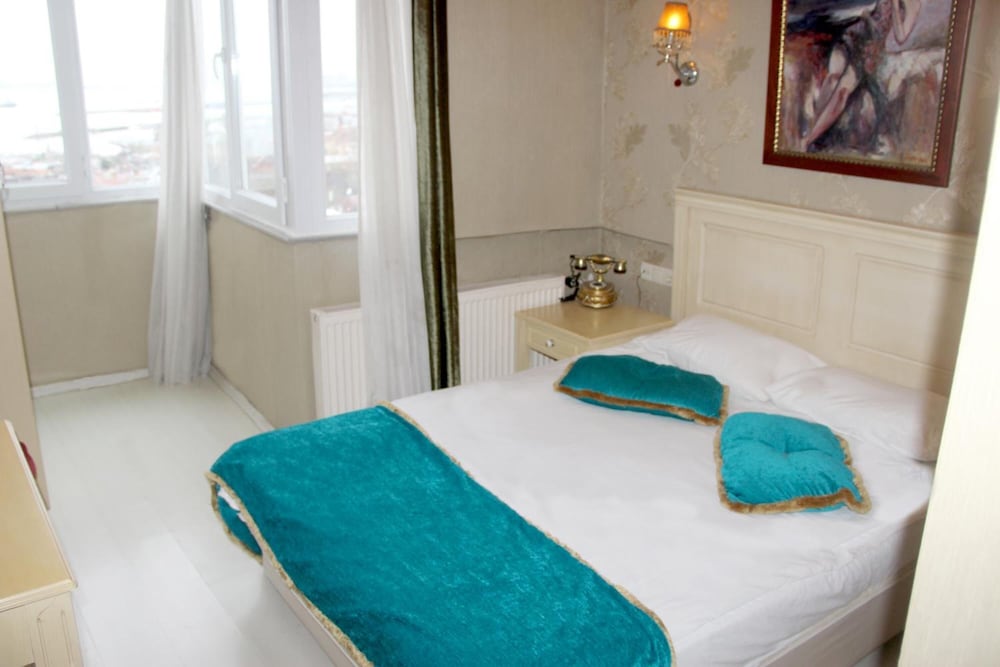 Divas Silver Hotel 40/71