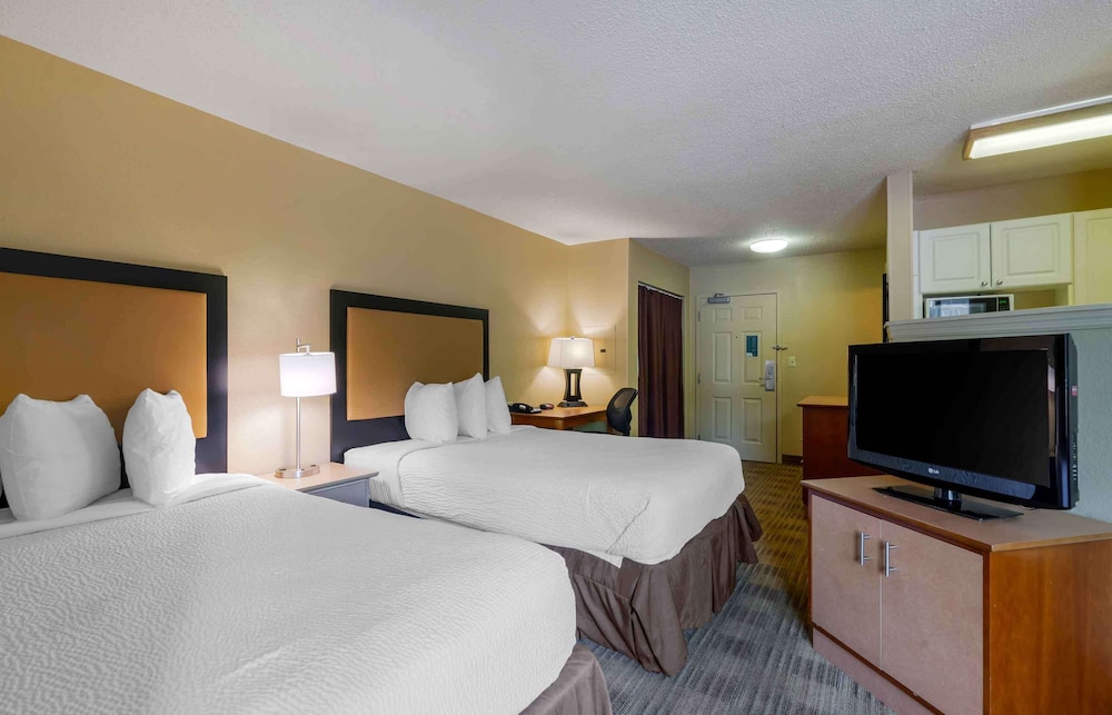Extended Stay America - Tampa - Airport - Memorial Hwy. 14/47