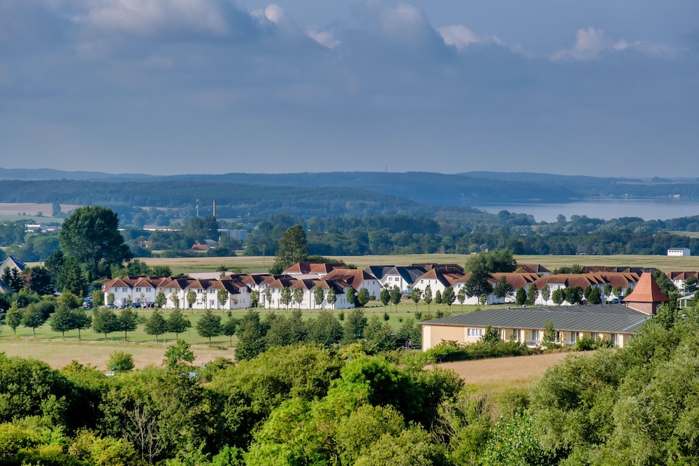 Precise Resort Rugen - Hotel & Splash Erlebniswelt 65/70