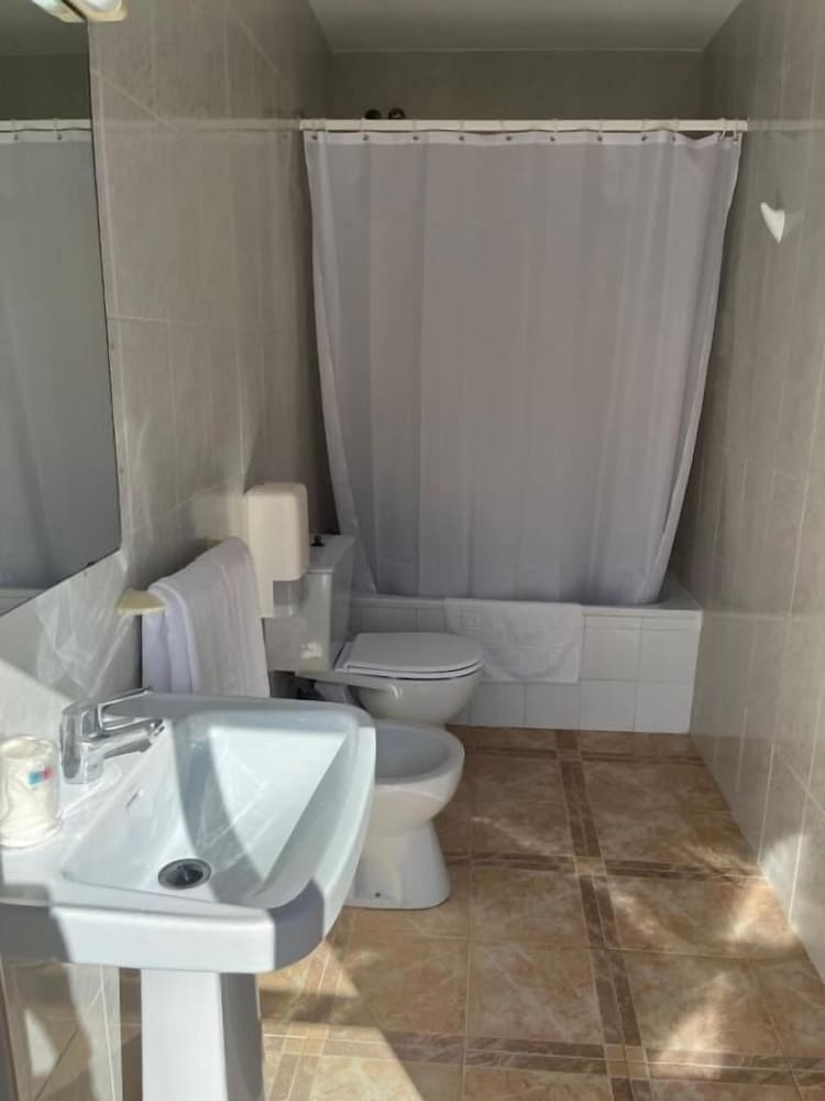 Hostal Barbate 34/50