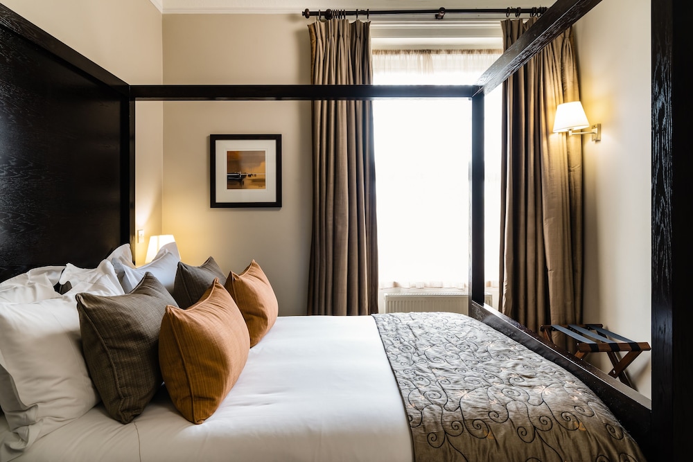 Forest Lodge Hotel, BW Signature Collection 6/40