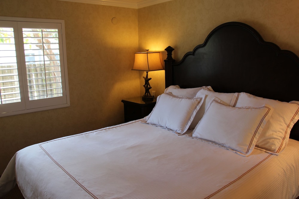 Franciscan Inn & Suites 16/40