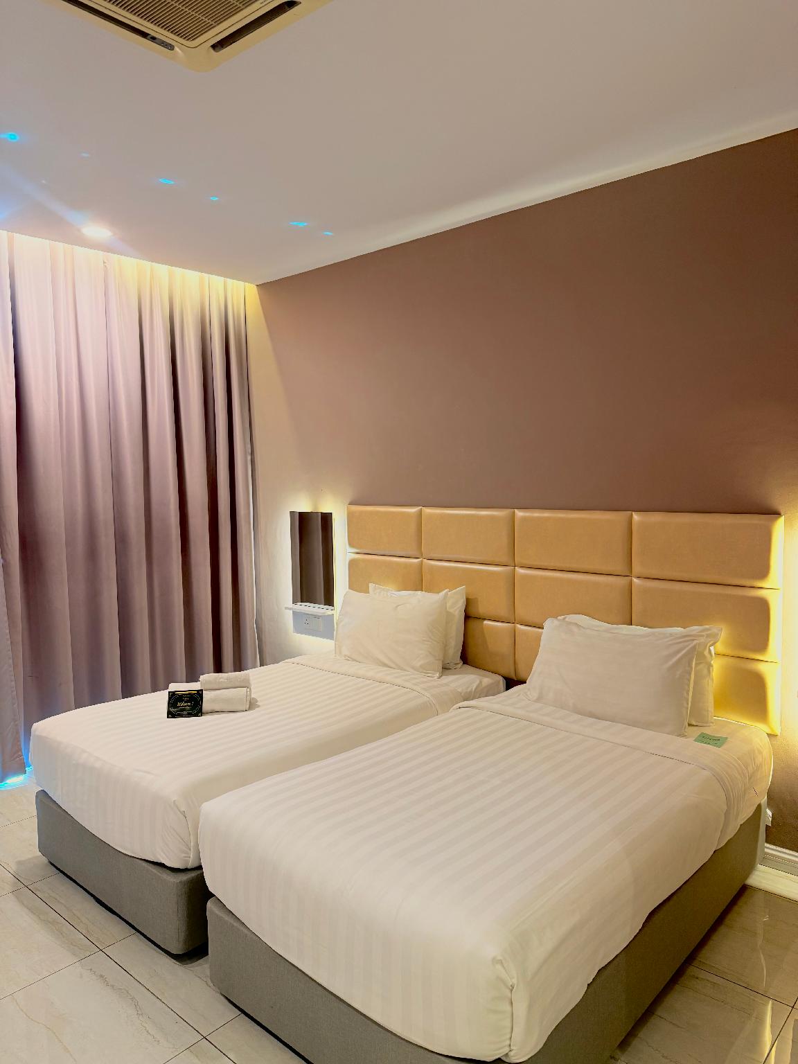SUPERIOR, TWIN BEDS