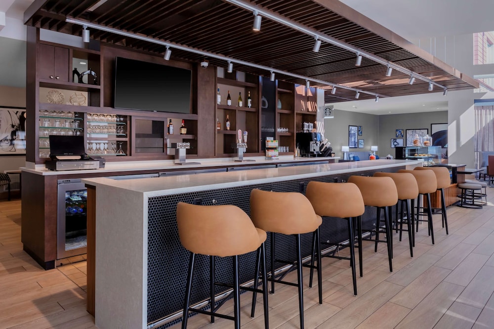Hyatt Place Charlotte/University 15/24